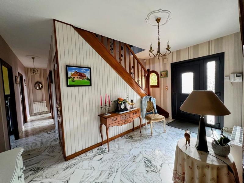 Maison - 177 m² - 5 pièces