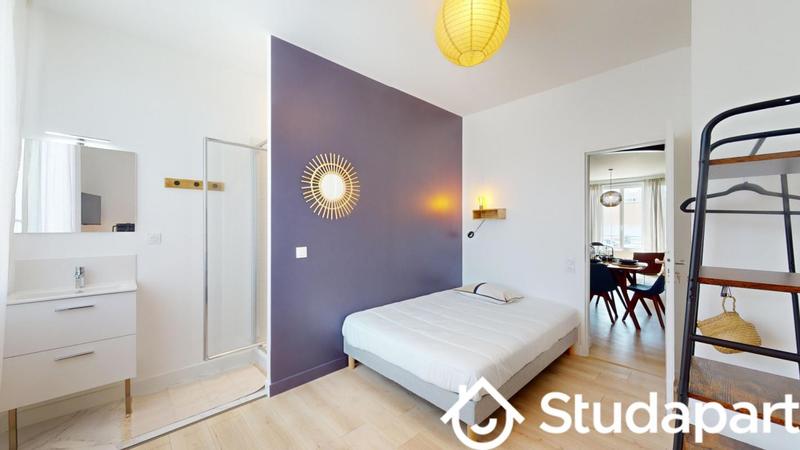 Chambre - 12 m² - 1 pièce