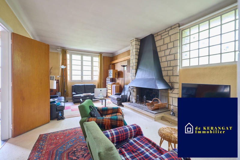 Maison traditionnelle - 230 m² - 8 pièces