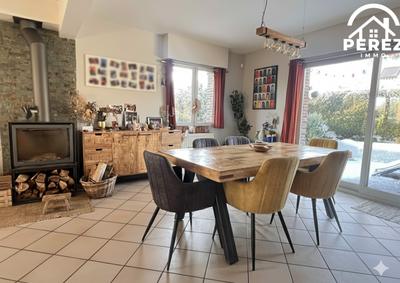 Maison - 155 m² - 7 pièces