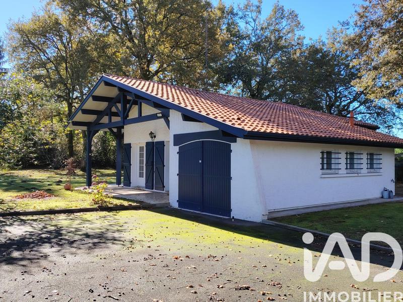 Maison - 122 m² - 4 pièces