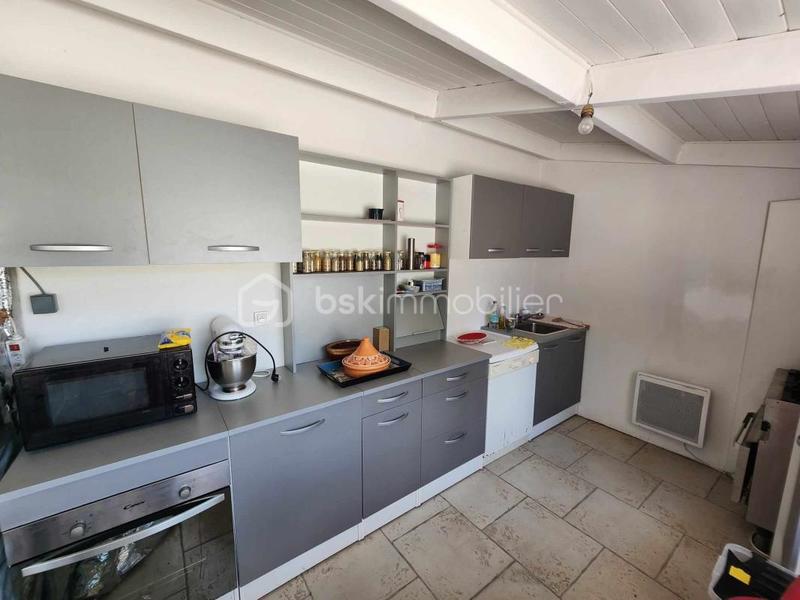 Maison traditionnelle - 208 m² - 8 pièces