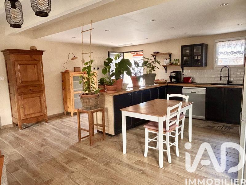 Maison - 100 m² - 3 pièces