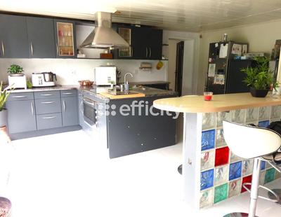 Maison - 170 m² - 7 pièces