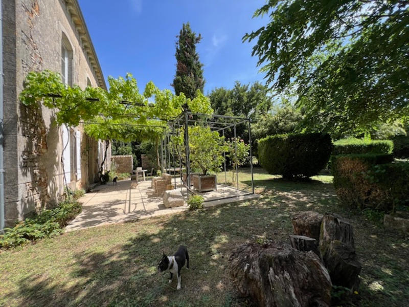 Maison - 235 m² - 7 pièces