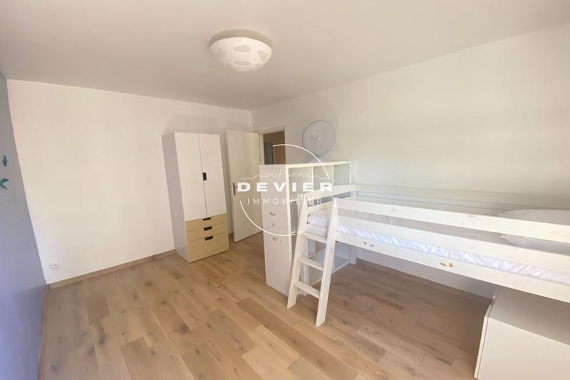 Appartement - 86 m² - 3 pièces