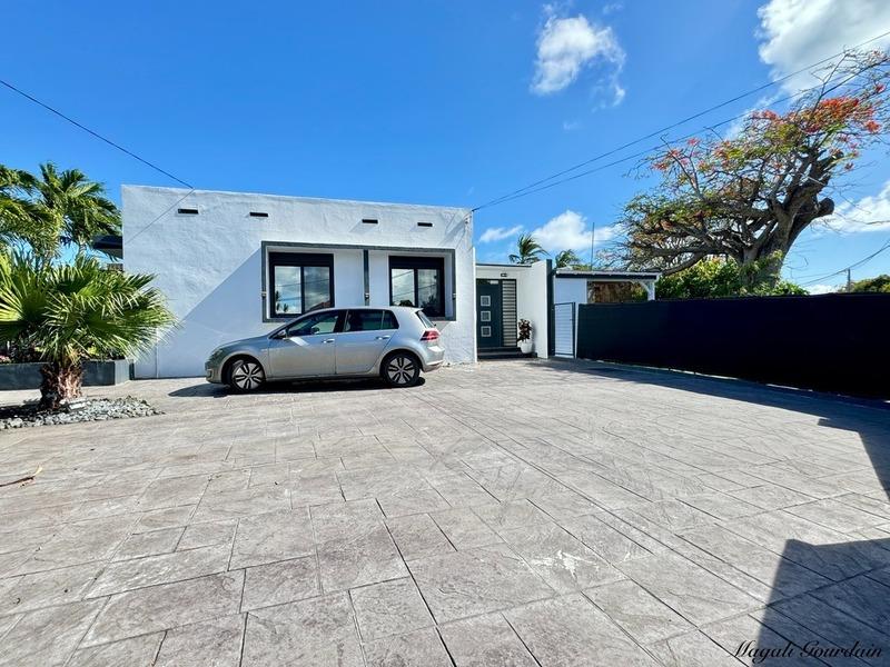 Propriété - 180 m² - 6 pièces