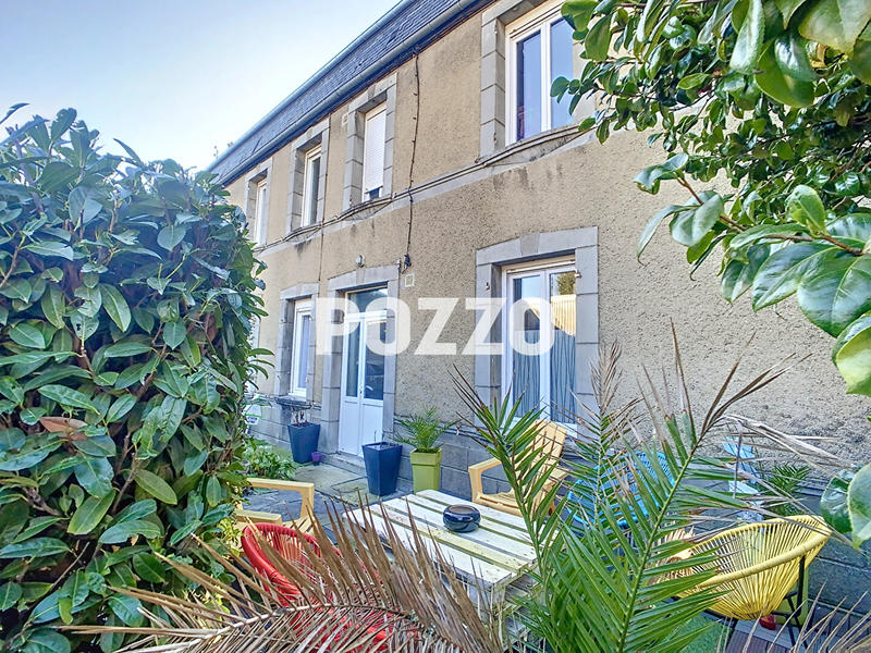 Immeuble - 244 m² - 10 pièces