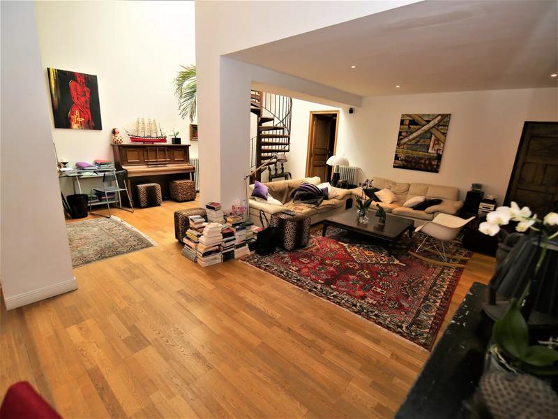 Appartement - 213 m² - 4 pièces