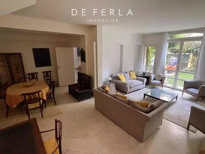 Maison - 183 m² - 7 pièces