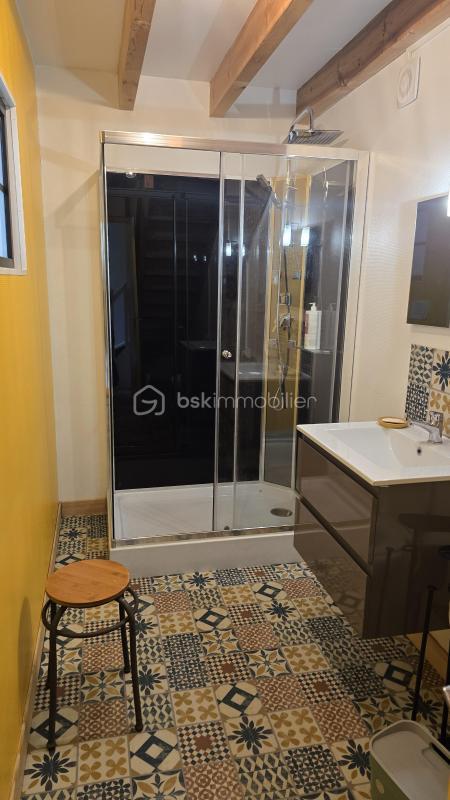 Maison - 400 m² - 16 pièces