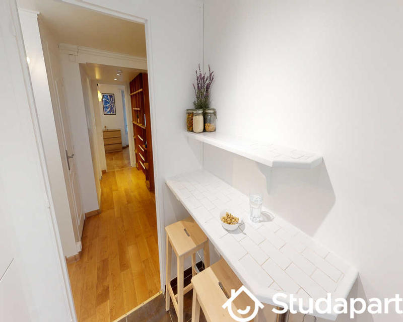 Chambre - 70 m² - 1 pièce