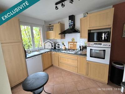 Maison - 121 m² - 7 pièces