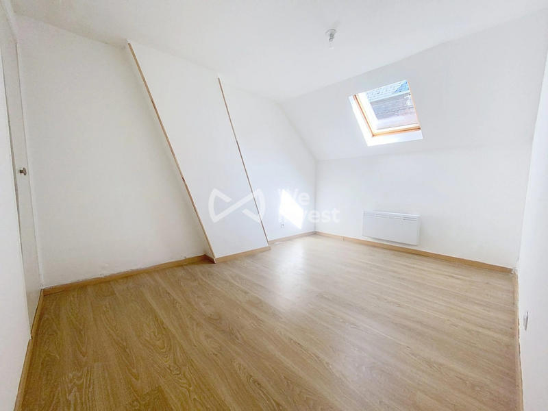 Maison - 76 m² - 6 pièces