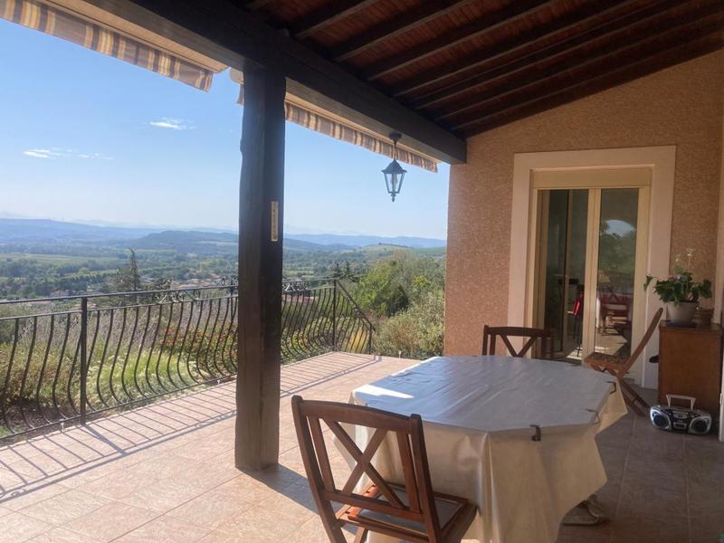 Villa - 140 m² - 7 pièces