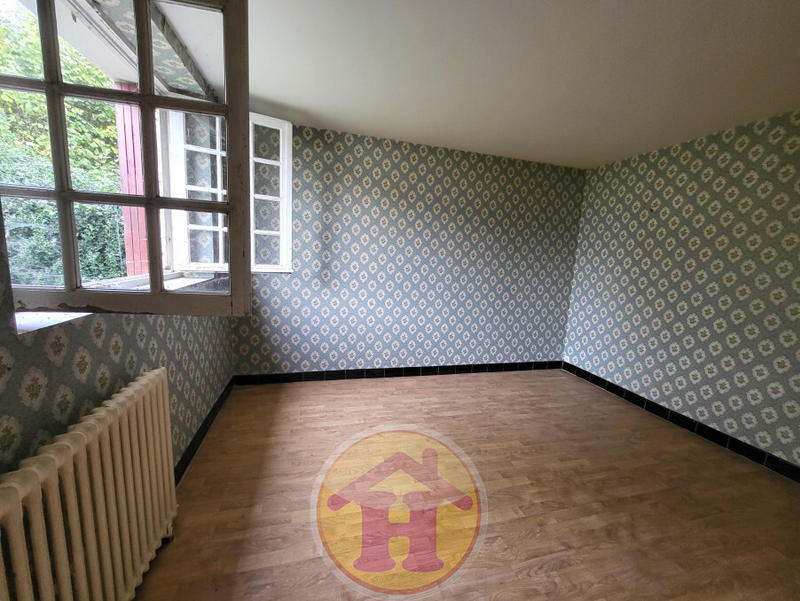 Maison - 121 m² - 6 pièces