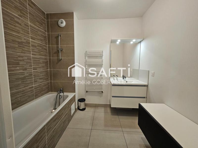 Appartement - 81 m² - 3 pièces