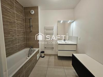 Appartement - 81 m² - 3 pièces