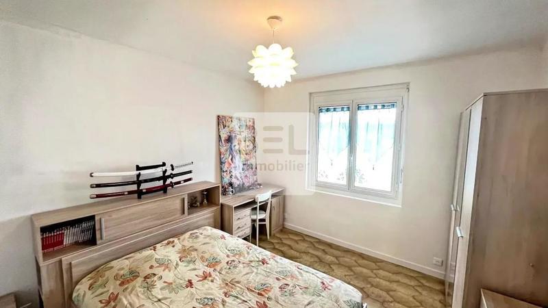 Maison - 171 m² - 6 pièces