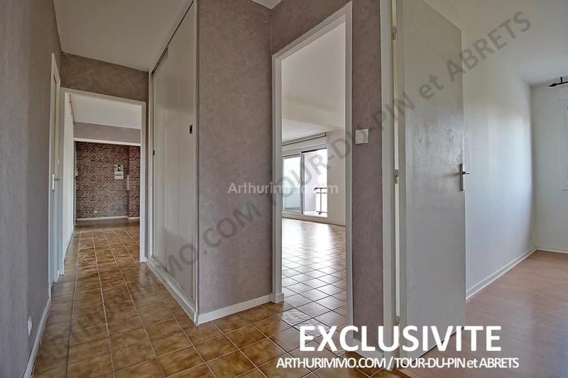 Appartement - 80 m² - 4 pièces