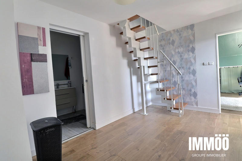 Maison - 190 m² - 6 pièces