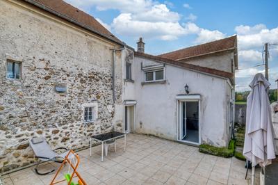 Maison - 141 m² - 6 pièces