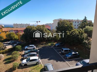 Appartement - 80 m² - 4 pièces