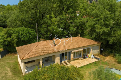 Maison - 104 m² - 5 pièces