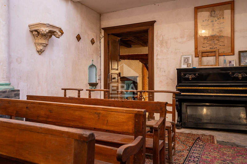 Demeure - 438 m² - 13 pièces