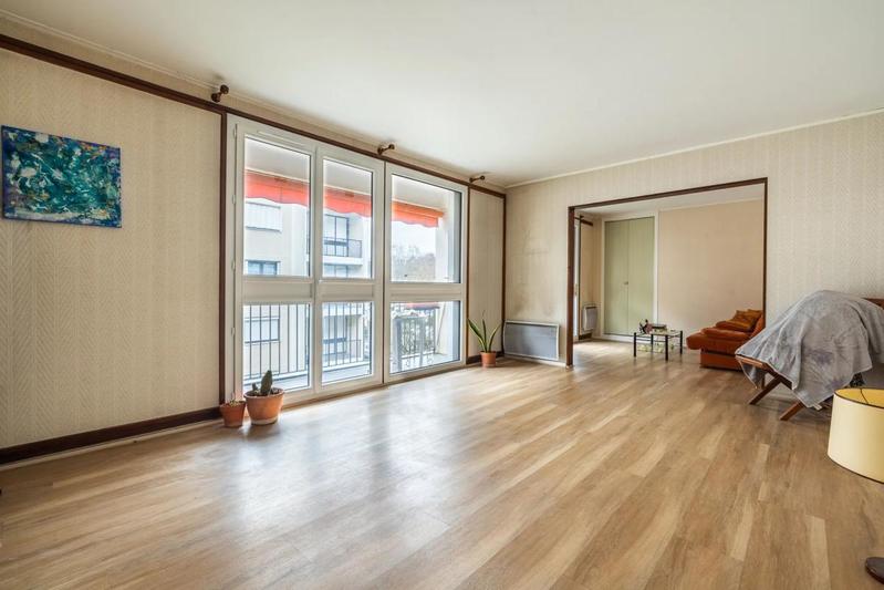 Appartement - 100 m² - 5 pièces