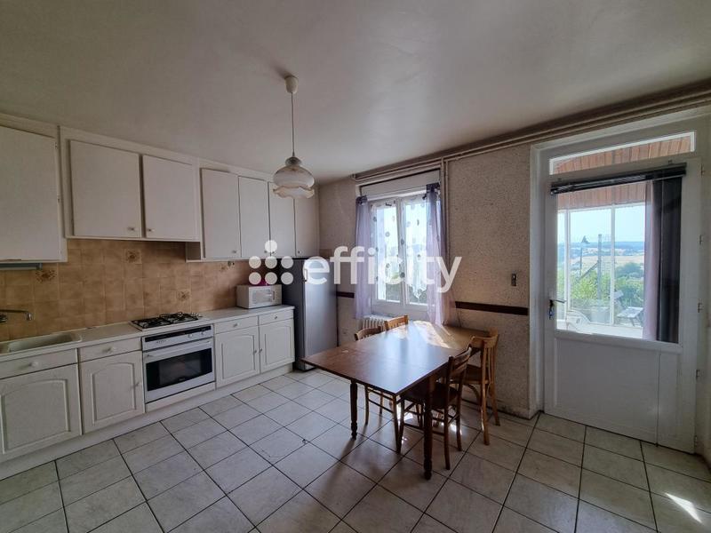 Maison - 90 m² - 6 pièces