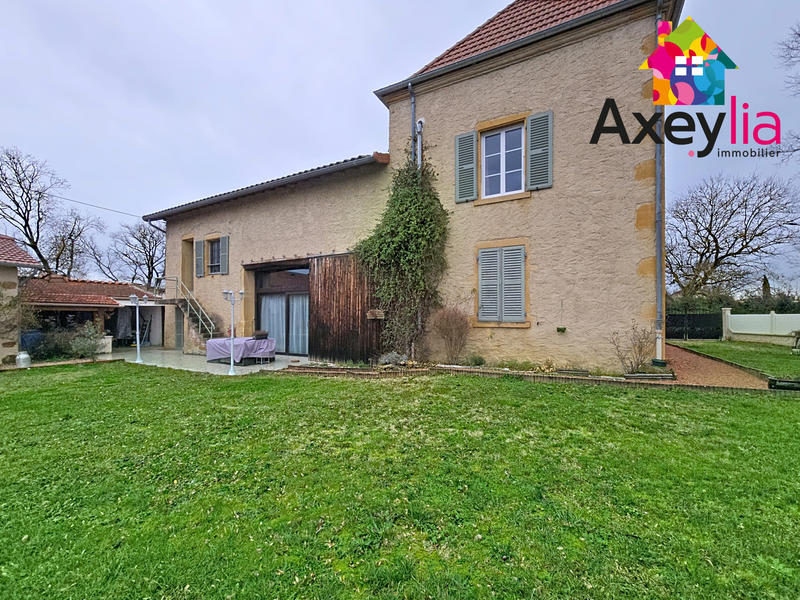 Propriété - 409 m² - 10 pièces