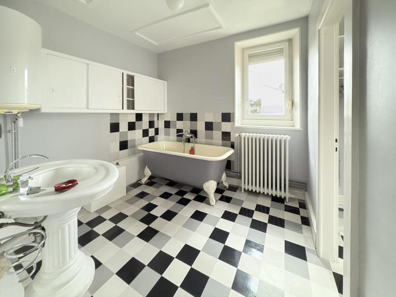 Immeuble - 235 m² - 3 pièces