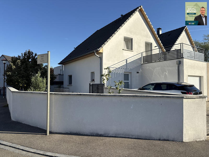 Maison traditionnelle - 94 m² - 5 pièces