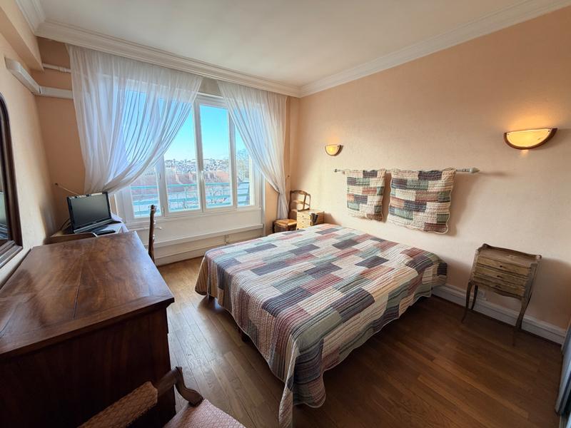 Appartement - 107 m² - 5 pièces