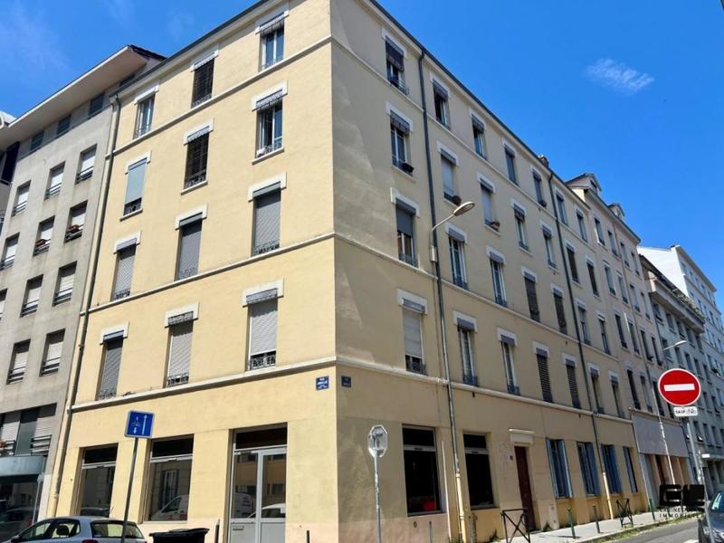 Appartement - 74 m² - 3 pièces