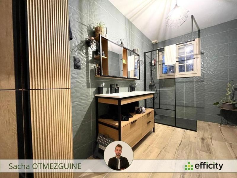 Pavillon - 120 m² - 5 pièces