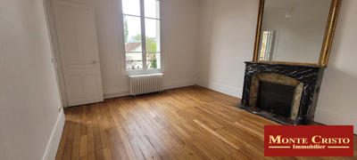 Appartement - 141 m² - 5 pièces