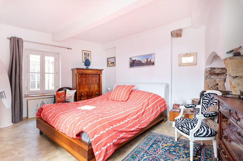 Appartement - 104 m² - 4 pièces