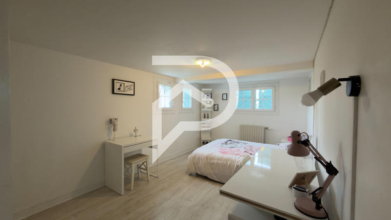 Maison - 176 m² - 6 pièces