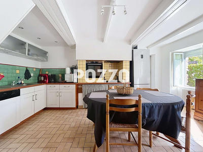 Maison - 100 m² - 6 pièces