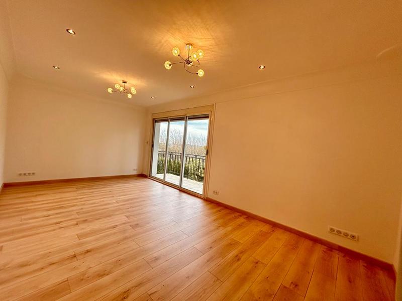 Maison - 143 m² - 6 pièces