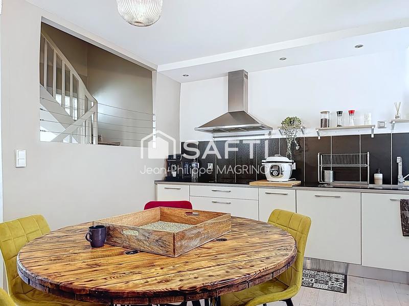 Maison - 104 m² - 4 pièces