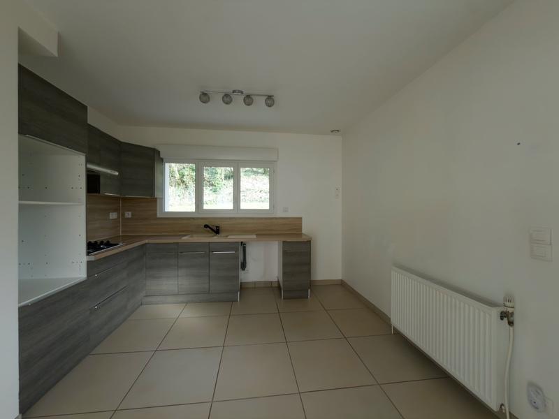 Maison - 84 m² - 4 pièces