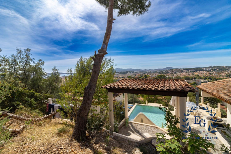 Maison contemporaine - 160 m² - 7 pièces