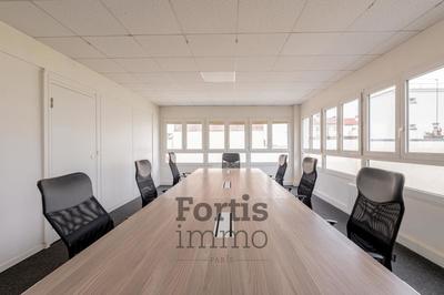 Bureau - 547 m² - 8 pièces