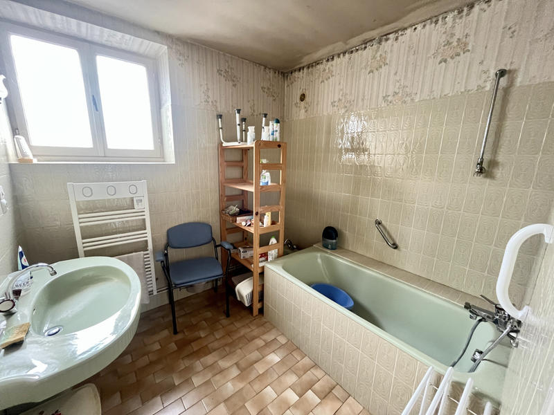 Maison - 90 m² - 4 pièces