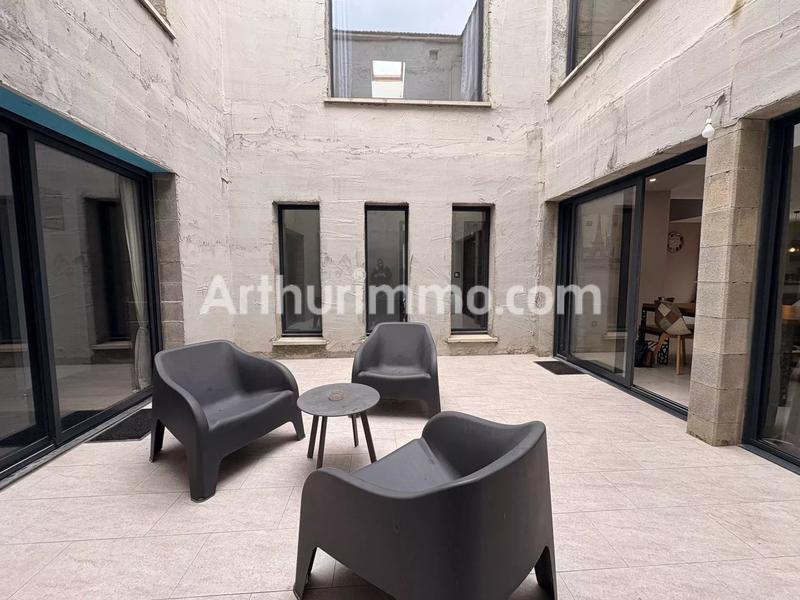 Maison - 257 m² - 5 pièces