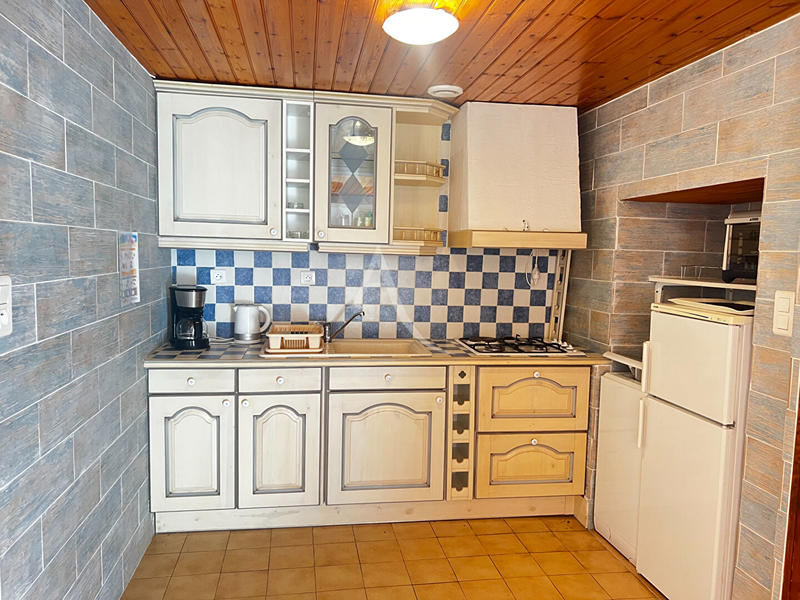 Maison - 200 m² - 9 pièces