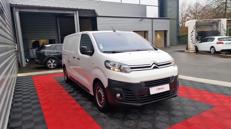 Citroën Jumpy Fourgon m bluehdi 120 ss bvm6 driver 300 nm